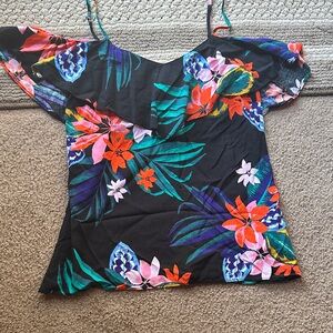 Old Navy floral cold shoulder tank